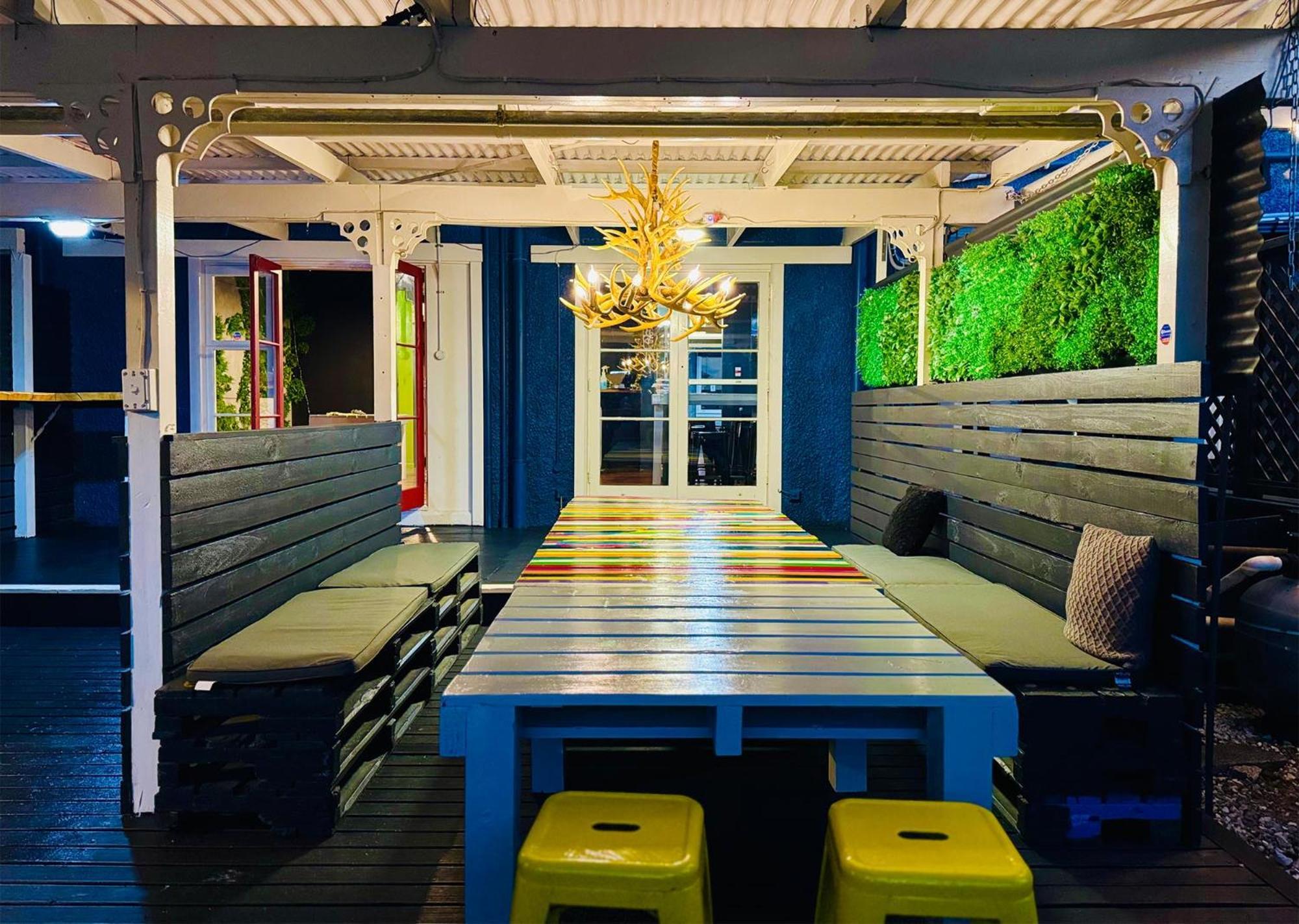 Crashpalace Backpackers Роторуа Экстерьер фото