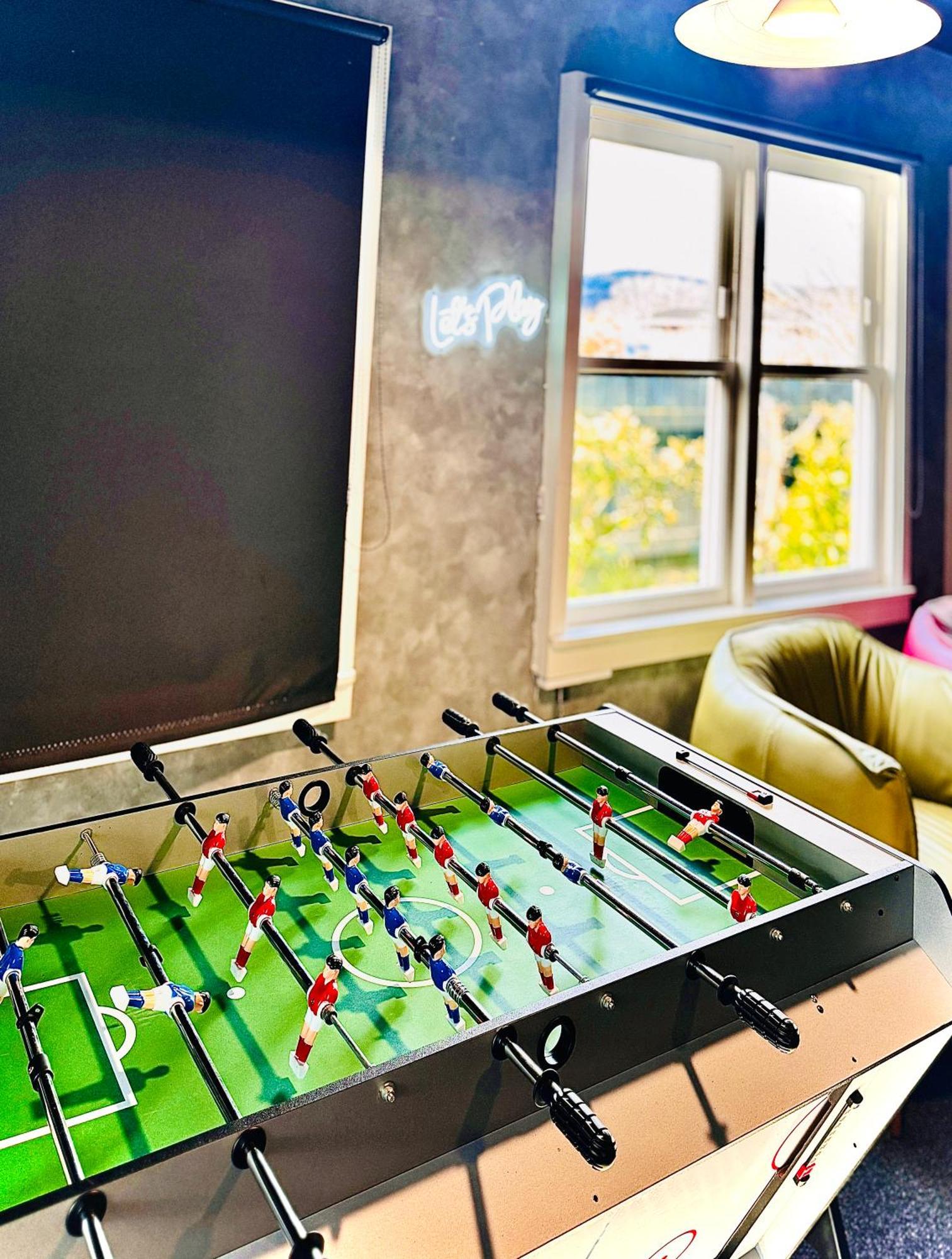 Crashpalace Backpackers Роторуа Экстерьер фото